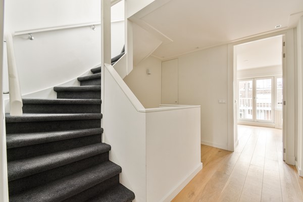 Medium property photo - Volkerakstraat 42-2, 1078 XT Amsterdam